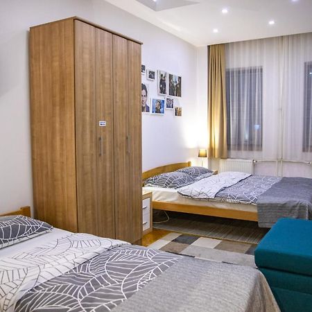 Cubic Central Lux Nisz Zewnętrze zdjęcie